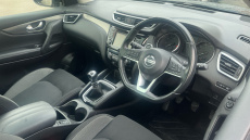 Nissan Qashqai 1.3 DiG-T N-Connecta 5dr Petrol Hatchback